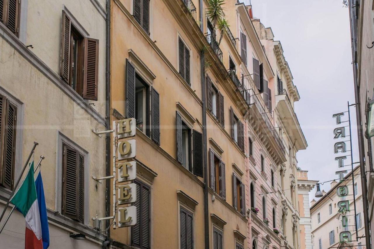 Visione Via Sant'Andrea Delle Fratte, 36 — Photos 1